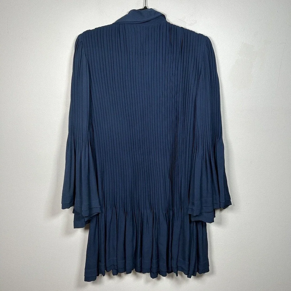 SACHIN & BABI Navy Blue Silk Pleated Long Sleeve Dress. Size 6 - Picture 9 of 9